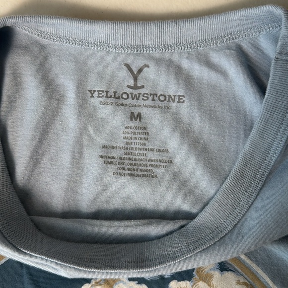 Yellowstone‎ Dutton Ranch Montana short sleeve tshirt - Picture 4 of 7